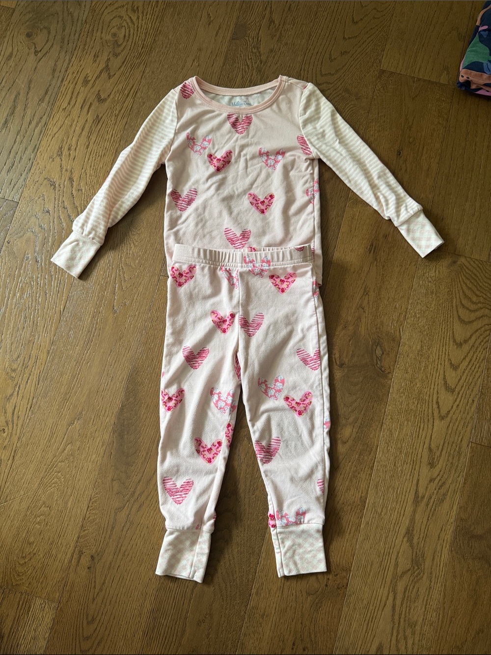 Matilda Jane 2T Light Pink Heart-Print Long Sleeve Pajama Set